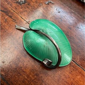 Vintage Enamel Pin/Brooch